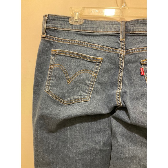 Levis Boyfriend Jeans Womens 18W Medium Wash Distressed Denim Relaxed Fit - Picture 7 of 11